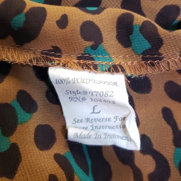 Mine...Sheer, leopard print shirt - Picture 12 of 13